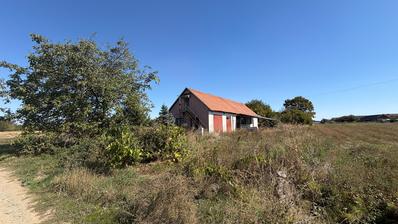 Satnica Đakovačka, poslovni objekt s velikom parcelom od 1.585 m²