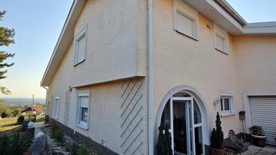 Slavonski Brod, Brodsko Vinogorje, Luksuzna vila s bazenom i saunom