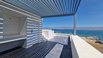 Vir, Villa di lusso con terrazza sul tetto e due piscine - seconda fila al mare