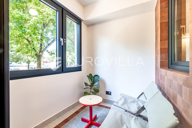 Zagreb, Jarun - a 200 metros - apartamento de dois quartos com 2 garagens e loggia - 6