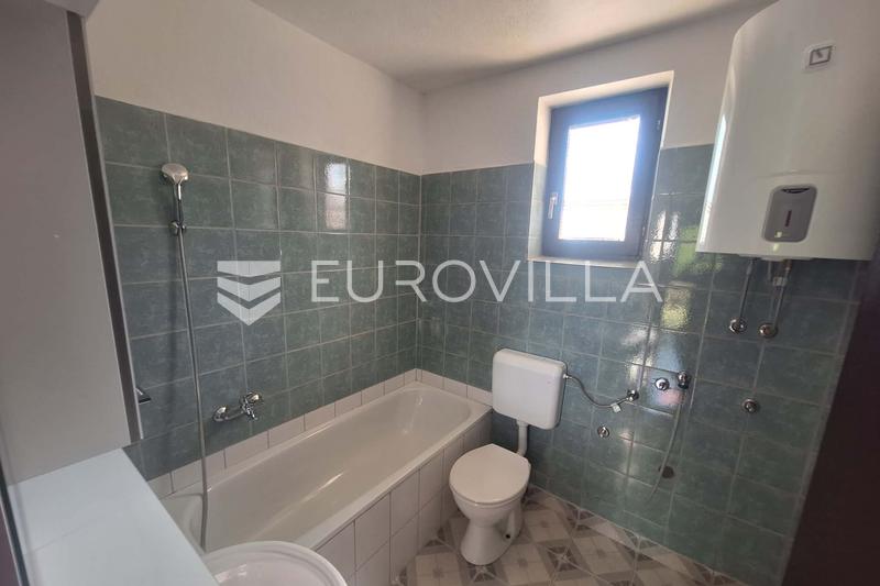 Slunj, Donji Furjan, dom 170 m², świeżo wyremontowany - 10