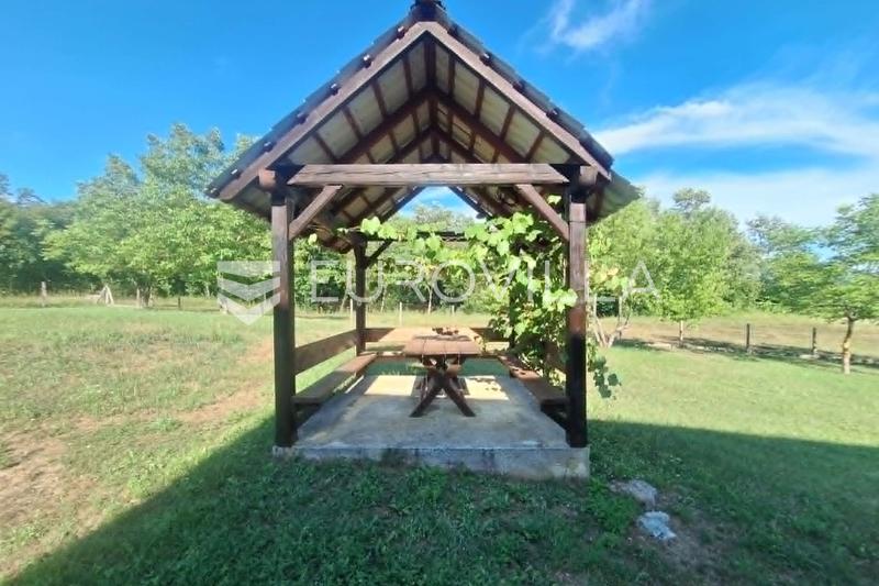 Slunj, Donji Furjan, dom 170 m², świeżo wyremontowany - 8