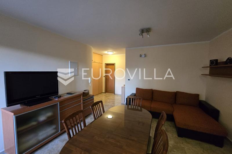 Zadar, Zaton, prekrasan jednosoban stan 150 m od mora, garaža