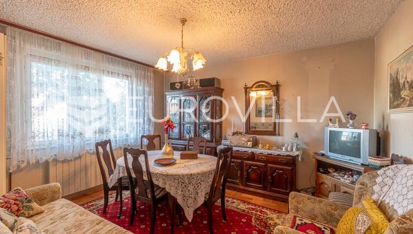 Varaždin, Banfica, trosoban stan površine 74 m²