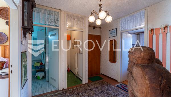 Varazdin, Banfica: apartamento de tres habitaciones