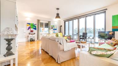Zagreb, Jarun beautiful family house 1st row to the lake Jarun