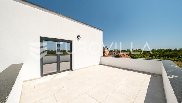 Záhřeb, Resnik, Prémiová Kvalita Dvoupokojový PENTHOUSE, NOVÁ STAVBA