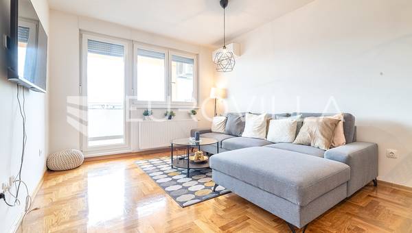 Zagreb, Donje Svetice, moderan dvosoban stan s loggiom 60 m², garaža