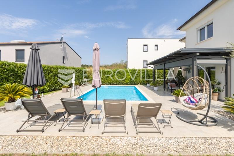 Porec, Rosini, moderne og elegant familievilla med basseng og havutsikt - 15