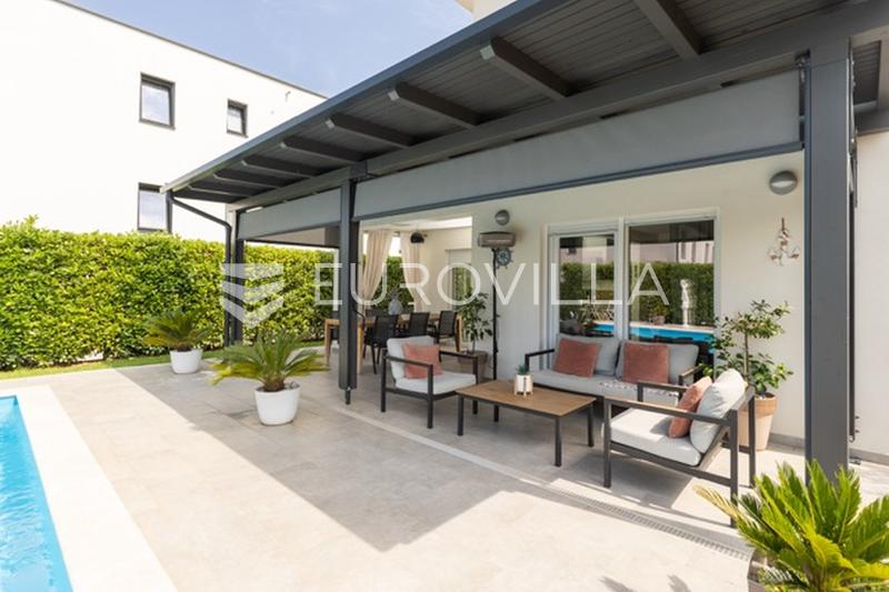 Porec, Rosini, moderne og elegant familievilla med basseng og havutsikt - 4