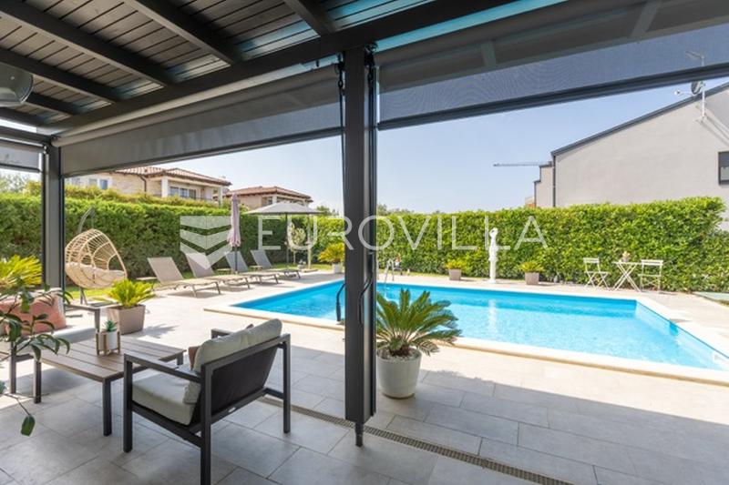 Porec, Rosini, moderne og elegant familievilla med basseng og havutsikt - 7