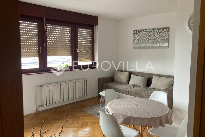 Zagreb, Trešnjevka, dvosoban stan 46 m² s balkonom, najam