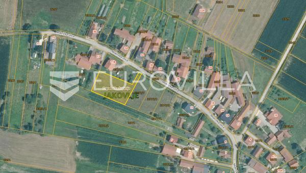 Jakovlje, terreno para construção com uma área de 1372 m²