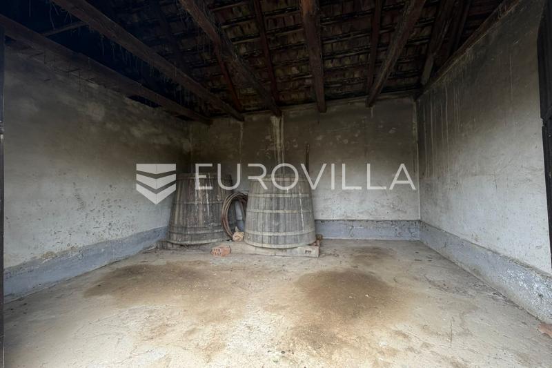 Lapovci - Enetasjes hus med en ekstra byggetomt - 8