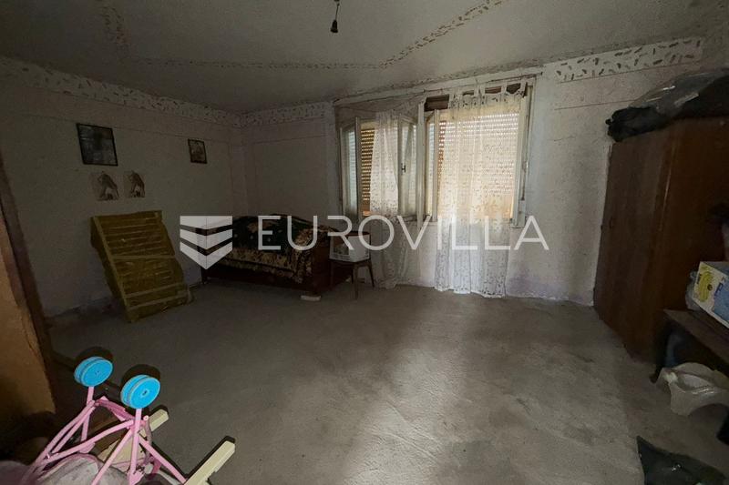 Lapovci - Enetasjes hus med en ekstra byggetomt - 4