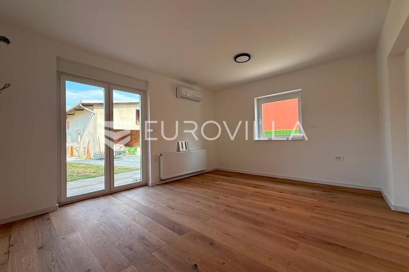 Osijek, Cepin, 40 m² bahçeli ve otoparklı tek yatak odalı daire - 3
