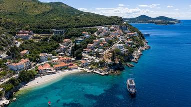 Dubrovnik, okolica, vila s bazenom i prekrasnim pogledom na more