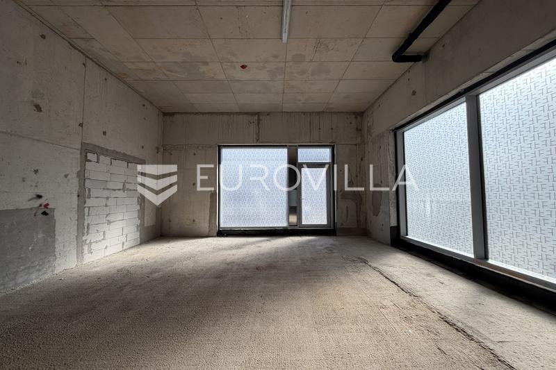 Záhřeb, Náměstí Franja Tuđmana, komerční prostor v přízemí, 138 m², novostavba - hrubá stavba - 2