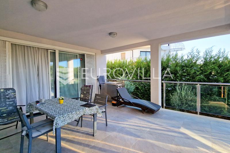 Peroj, Fazana - Geräumige 130 m² Wohnung mit 227 m² Garten und großem Kellerraum - 5