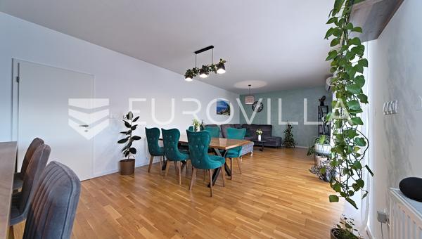 Osijek, Retfala, satılık, modern 4 yatak odalı, 97,86 m² daire, garaj otoparkı ile.