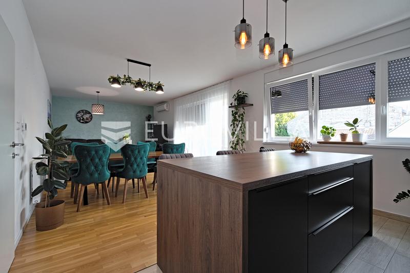 Osijek, Retfala, prodaja moderno i elegantno uređenog stana površine 97,86 m², s garažnim parkingom - 4