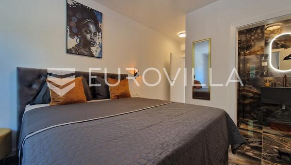 Vir, Appartement moderne avec deux chambres, terrasse, jardin et 2 places de parking