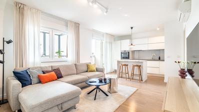 Zagreb, Trešnjevka, attractive two-room apartment with garage parking space, 55 m²