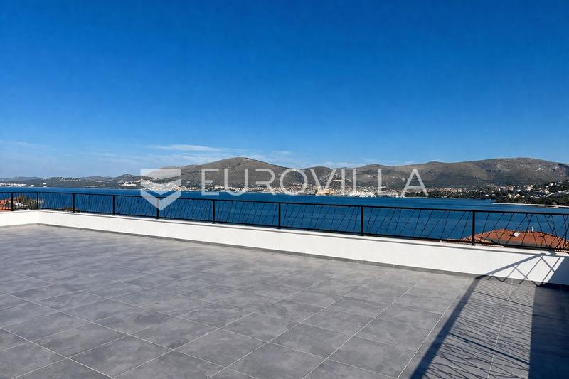 Ciovo, Okrug Gornji, attico trilocale con terrazza sul tetto e vista mare - 27
