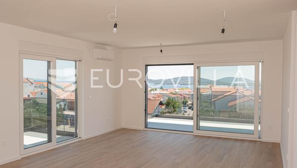 Tribunj, nueva construcción, apartamento en el segundo piso, 86,16 m²