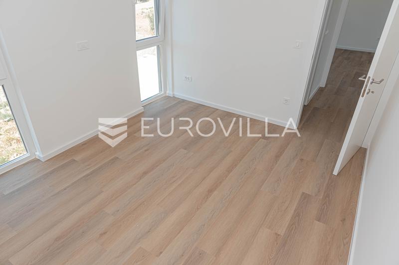 Tribunj, novo edifício, apartamento no segundo andar, 86,16 m² - 10