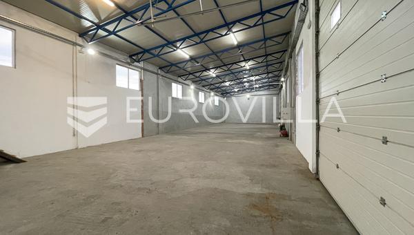 Osijek, Petrijevci - Til leie, 368 m² Produksjons- og lageranlegg