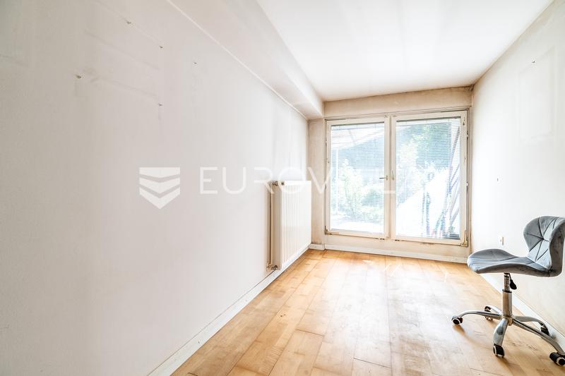 Samobor, Giznik - pritličje hiše velikosti 90 m² z vrtom in garažo - 3