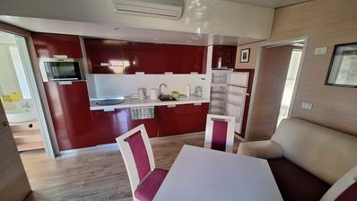 Duga Resa, Mreznicki Brig, casa de 128 m² com 3 apartamentos, perto do rio Mreznica