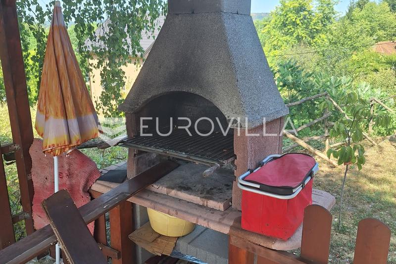 Duga Resa, Mrežnički Brig, kuća 128 m² s 3 apartmana, blizina rijeke Mrežnice - 12