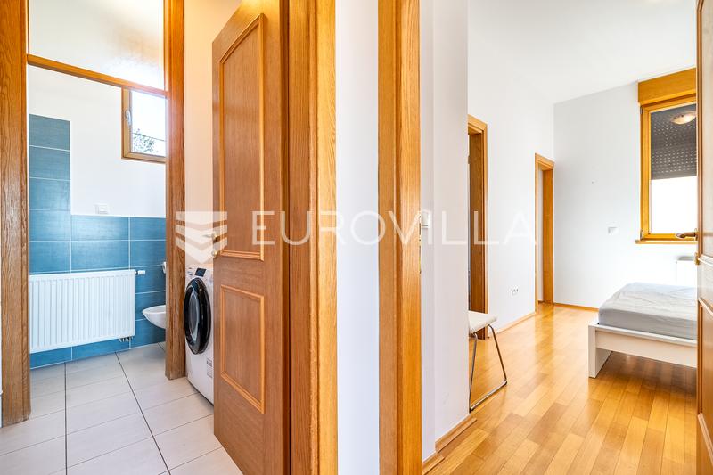 Sestinski vrh, apartamento de luxo de três quartos com terraço e estacionamento 122 m² - 8