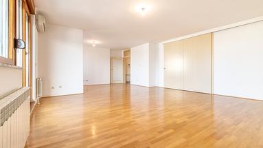 Zagreb, Trešnjevka, Selska, vackert kontorsutrymme med 2 sovrum, med parkeringsplats och garage