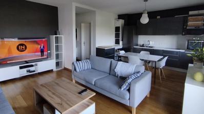 Zagreb, Maksimir, trosoban stan 87 m² s terasom i parkirnim mjestom