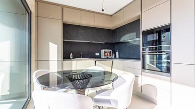 Čiovo, Okrug Gornji - zařízený apartmán se dvěma ložnicemi a střešní terasou