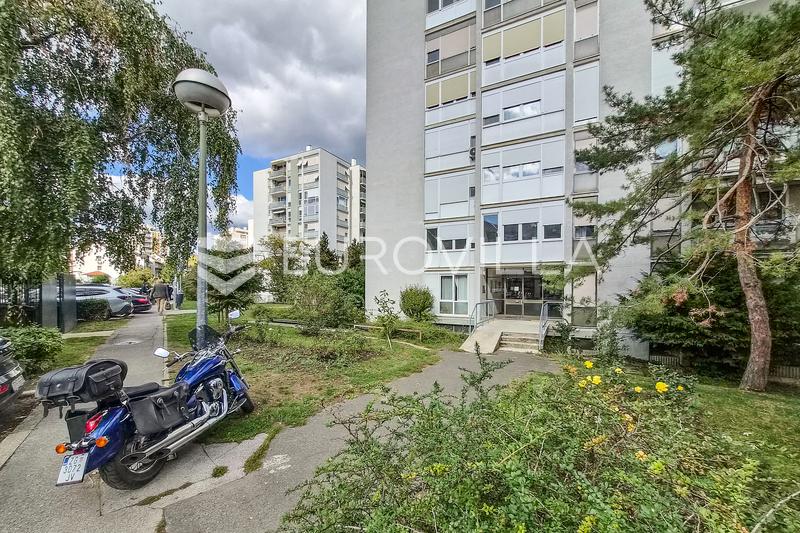 Zagreb, Dobri dol, Etværelses lejlighed med altan 56 m² - 10