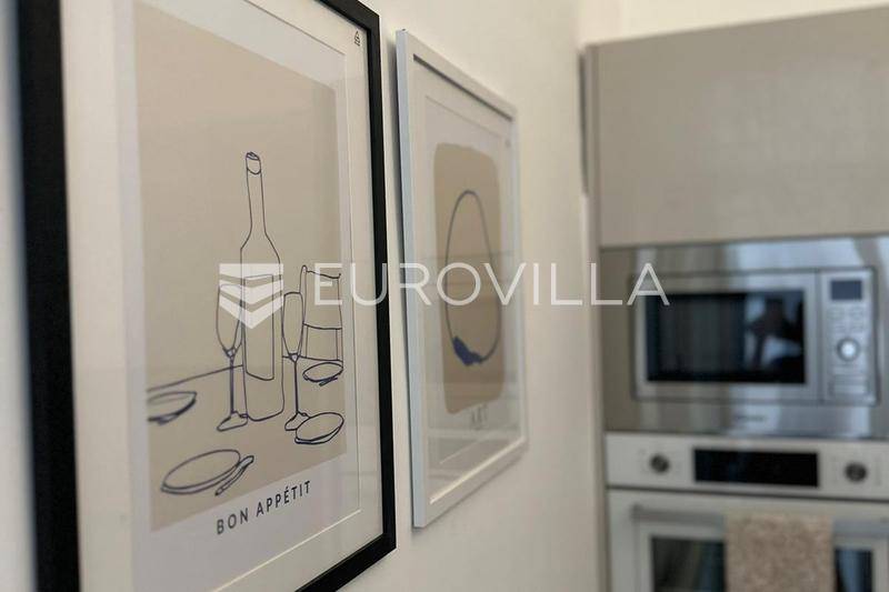 Pola, Centro, Spazioso appartamento di 135 m² con terrazza, due unità combinate nel cuore della città - 30