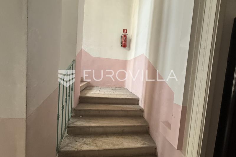 Pola, Centro, Spazioso appartamento di 135 m² con terrazza, due unità combinate nel cuore della città - 19