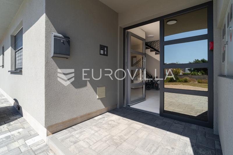 Zadar, Privlaka, apartamento de dos dormitorios con jardín, 83.47 m² - 23