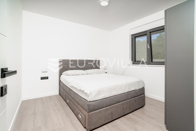 Zadar, Privlaka, apartamento de dos dormitorios con jardín, 83.47 m² - 8