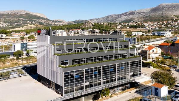 Split, Dračevac, nova zgrada, moderni poslovni prostor 977 m²