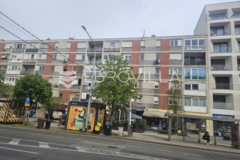 Záhřeb, Maksimirska, přízemní obchodní prostor s výhledem na ulici, 25 m² - 1
