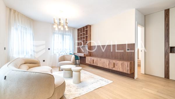 Zagreb, Kvaternikov trg, en moderne toværelses lejlighed på 58 m²