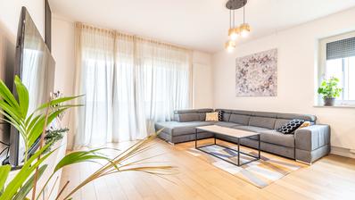 Zagreb, VMD Heinzelova, Darwinova, četverosoban stan 114 m², dva parkirna garažna mjesta