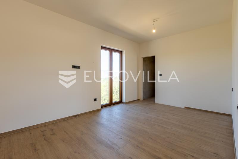 Isztria, Modern villa úszómedencével és kilátással az Učka-hegyre és a természetre - 27