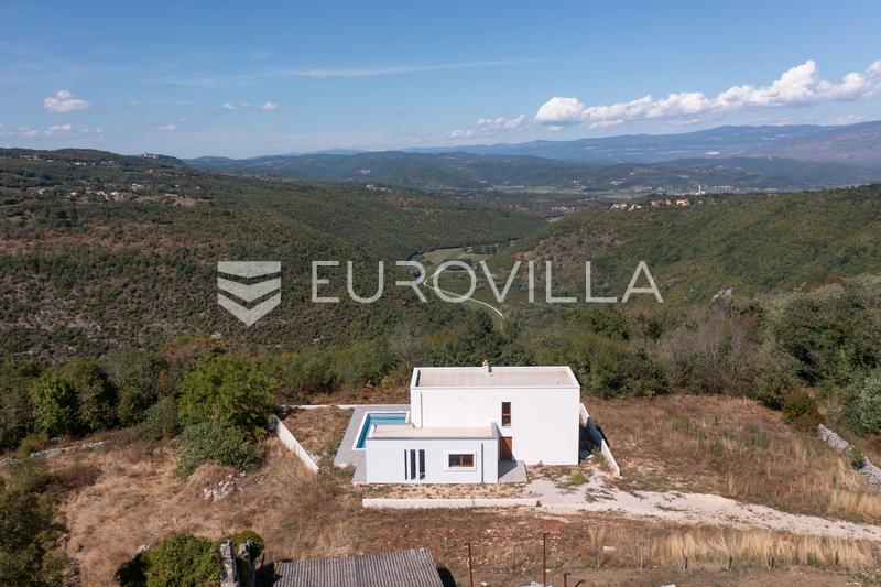 Isztria, Modern villa úszómedencével és kilátással az Učka-hegyre és a természetre - 30