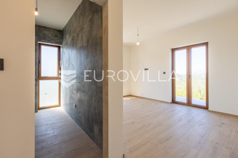 Isztria, Modern villa úszómedencével és kilátással az Učka-hegyre és a természetre - 16